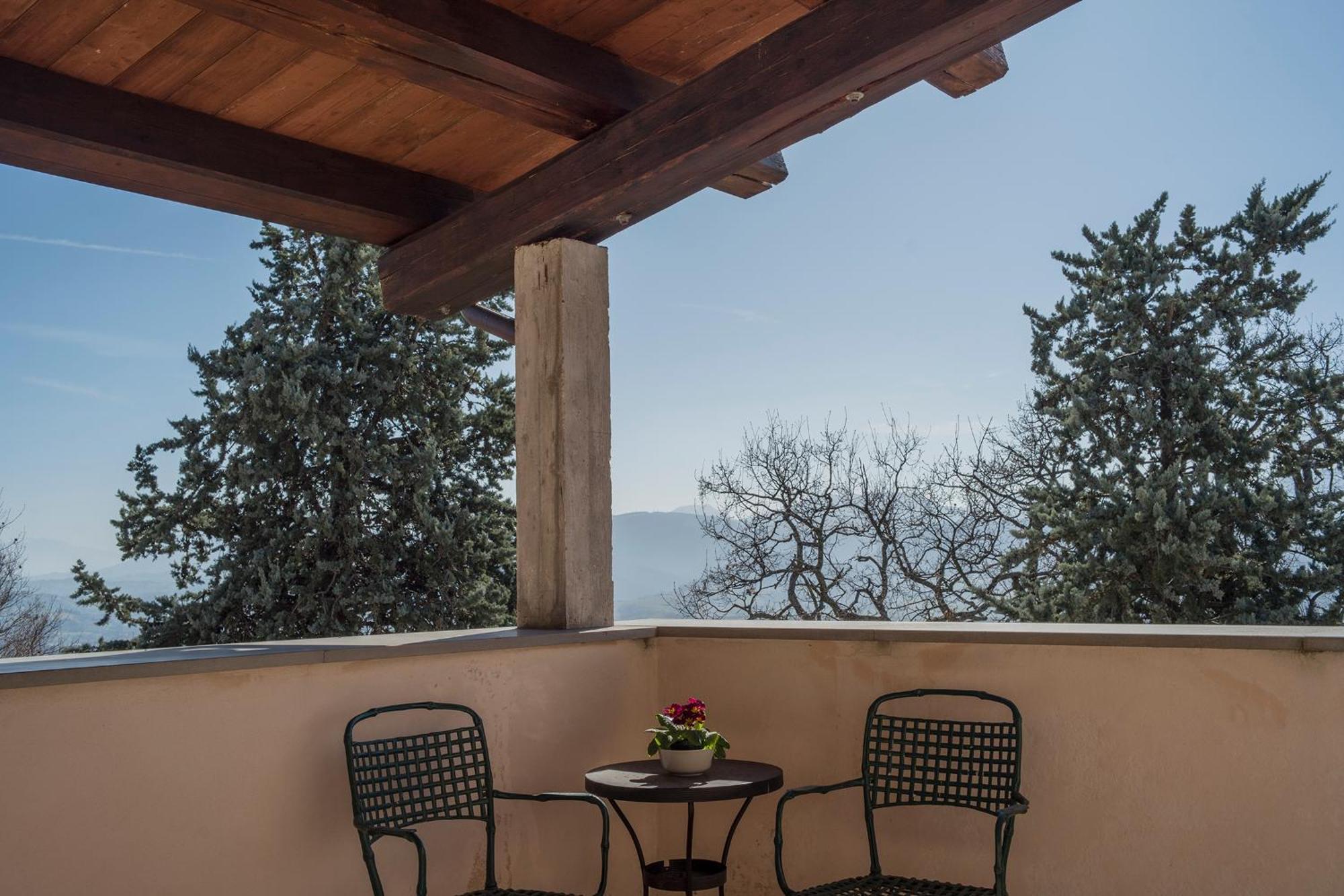 Agriturismo Castelvecchio Fabriano Esterno foto